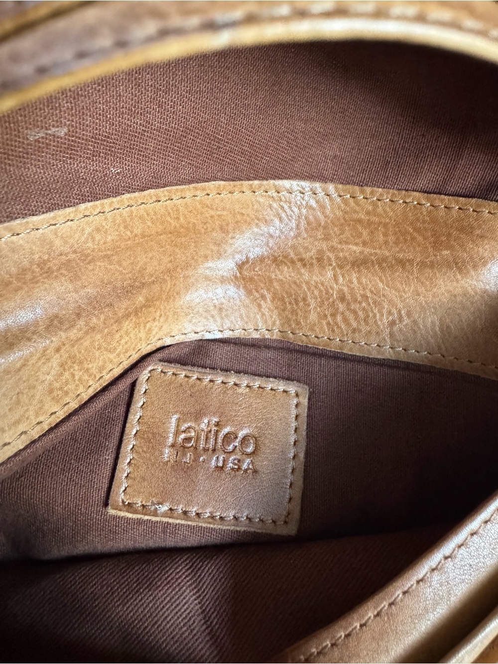 Latico Andi Leather Wallet - Picture 4 of 6